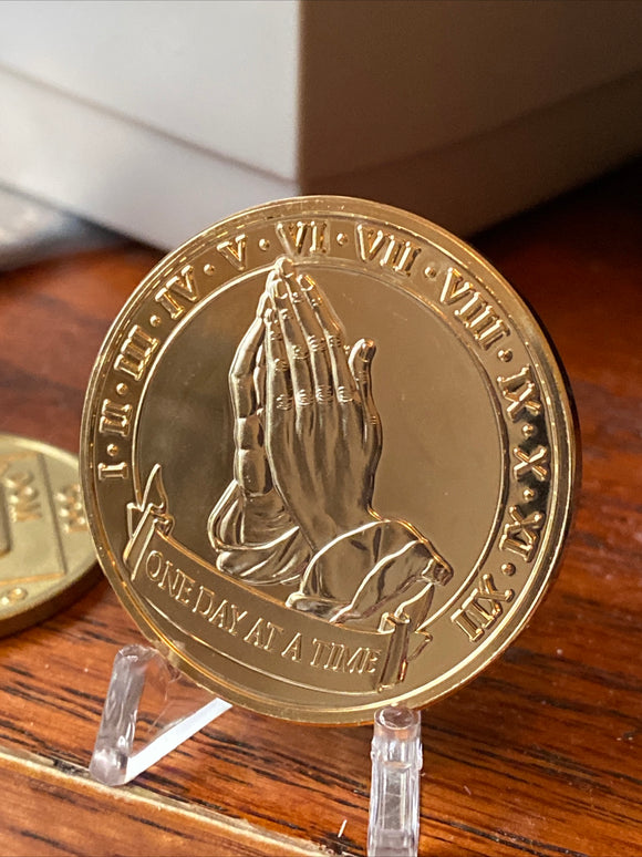 Praying Hands One Day At A Time Large 39mm Gold Plated Medallion