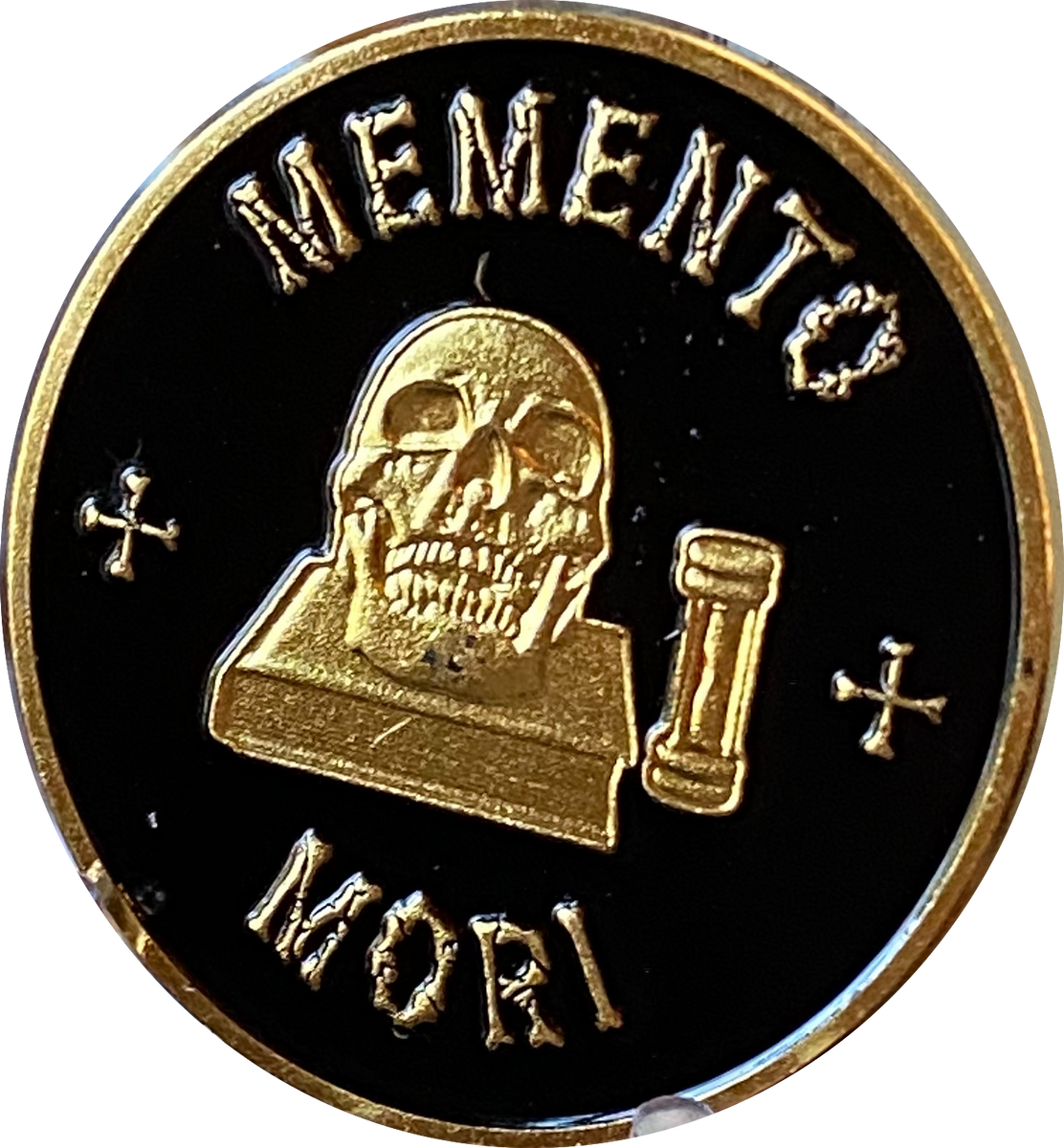 Memento Mori Medallion Black Gold Skull Hourglass Remember You Must Di