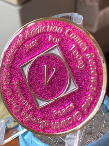 5 Year NA Style Clean Time Chip Pink Glitter Tri-Plate Medallion